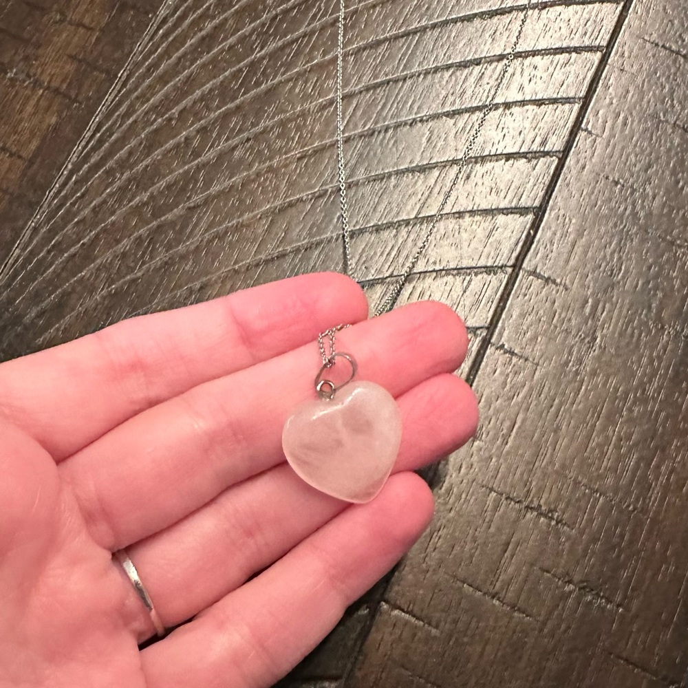 Rose quartz heart necklace